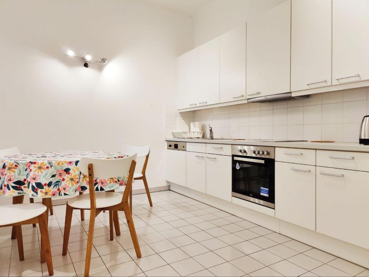 Central Mariahilfer Apartment 4 Min To The City Shopping Center And Schoenbrunn Palace Viyana Dış mekan fotoğraf
