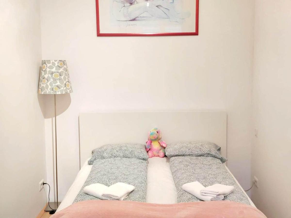 Central Mariahilfer Apartment 4 Min To The City Shopping Center And Schoenbrunn Palace Viyana Dış mekan fotoğraf